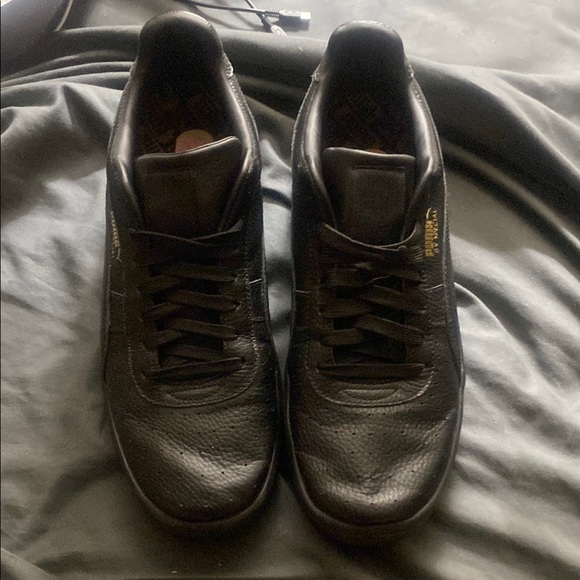 Puma Black Leather Sneakers Classic Design - Picture 1 of 4